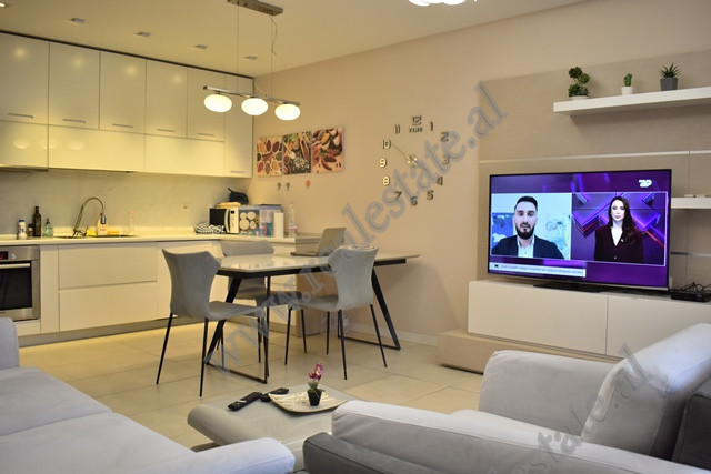 One bedroom apartment for sale between the Zoo and the Artificial Lake, very close to Rruga Peti, in